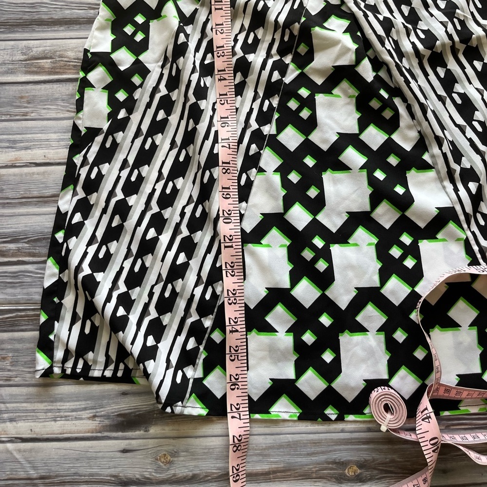 -Peter Pilotto for Target sleeveless top black white and green geometric tanktop - Picture 9 of 9